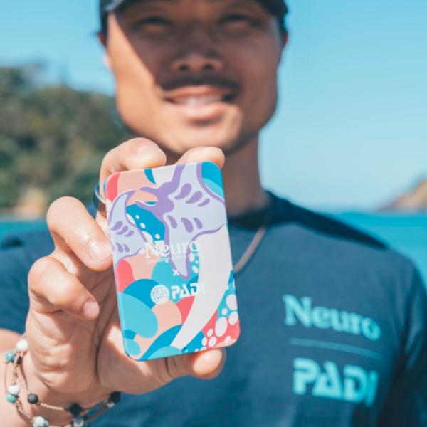 Neuro x PADI Manta Ray Tin - Image 2
